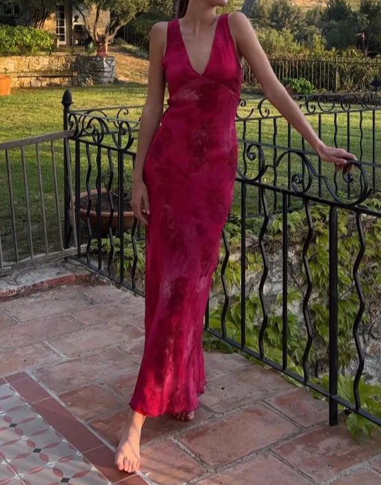 Robe de soirée élégante à imprimé floral et décolleté en V profond, référence Y4548