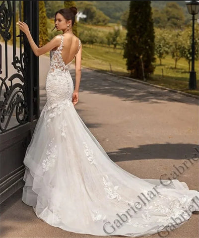 Luxury Mermaid Wedding Dresses Ruffles Backless V-Neck Lace Appliques Sleeveless Sweep Train Vestido De Novia 2024
