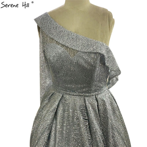 En oferta, sin devoluciones ni reembolsos. Vestidos de noche dorados, sexys, de un solo hombro, estilo Dubái, colección 2025. Vestido formal de lujo, corte en A, manga larga y brillo, modelo LA70329. 