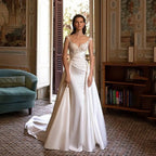 Robe de mariée sirène champêtre somptueuse, surjupe à manches courtes, élégantes applications de dentelle, satin et tourbe.