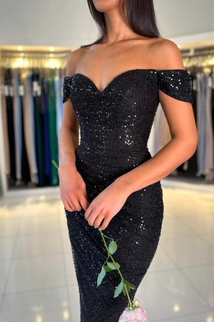 Magnifiques robes de cocktail noires courtes à épaules dénudées et à paillettes