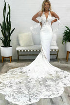 Precioso vestido de novia de encaje con escote en V profundo tipo sirena y espalda descubierta WD701