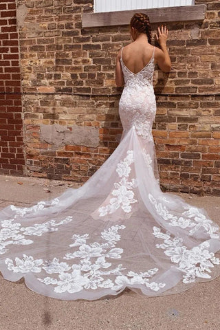 Preciosos vestidos de novia de sirena con tirantes finos y apliques WD702
