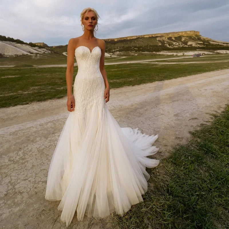 Graceful Sweetheart Wedding Dresses For Women Mermaid Strapless Beach Sequins Bridal Gown Sleeveless Court Train Robe De Mariée