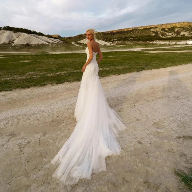 Graceful Sweetheart Wedding Dresses For Women Mermaid Strapless Beach Sequins Bridal Gown Sleeveless Court Train Robe De Mariée