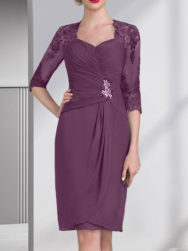 Vestido de corte recto/columna, escote corazón, largo hasta la rodilla, de gasa, con apliques de cuentas, encaje, lentejuelas y pliegues para la madre de la novia.