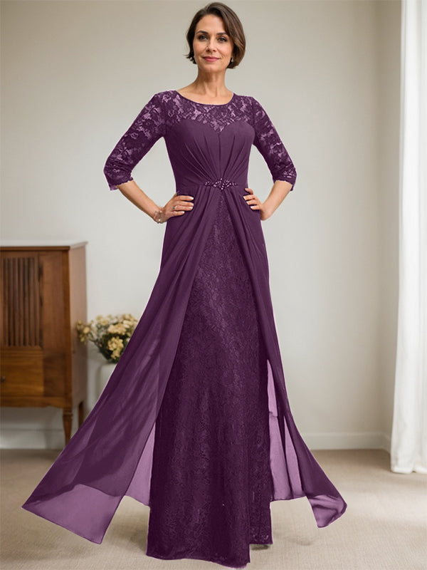 Robe de mariée en mousseline de soie dentelle, coupe trapèze, décolleté illusion, longueur au sol, ornée de perles et de volants 