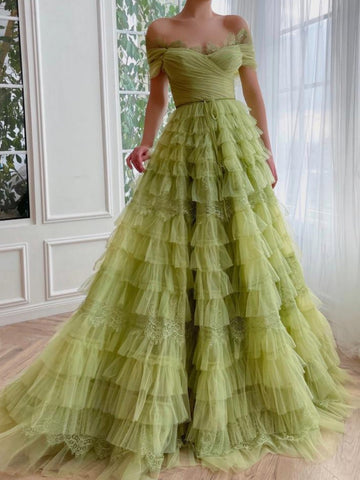 Robe de bal en tulle à épaules dénudées, coupe trapèze