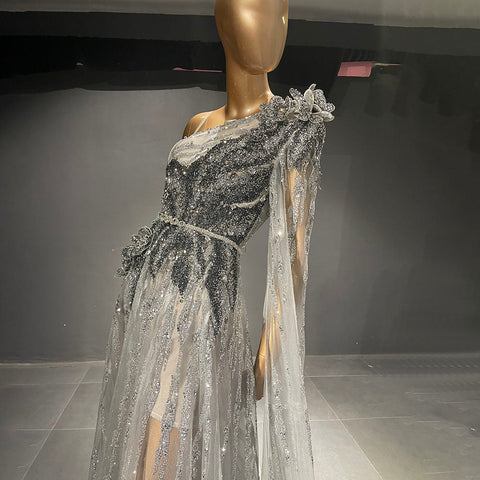 Vestidos de noche grises de lujo con cuentas, corte en A, estilo capa, con un solo hombro, para mujer, modelo LA71626 