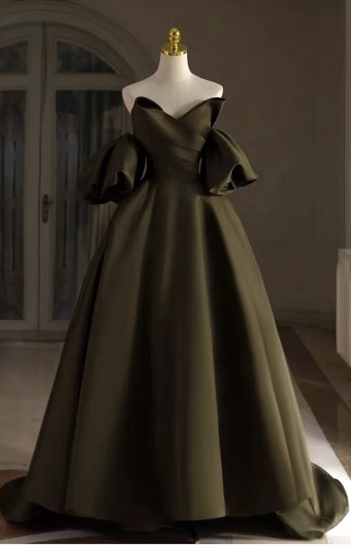 Robe de mariée en satin, robe de mariée unique, robe de mariée vert armée Y6813