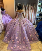 Robe de bal élégante en tulle brillant à épaules dénudées et appliqués lavande, ornée de fleurs 3D, idéale pour une fête de 15 ans (Y285)