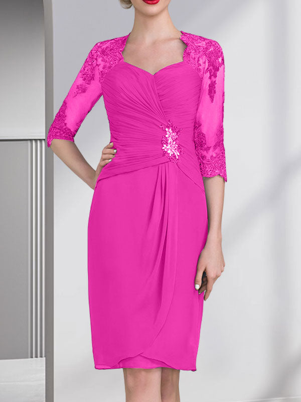 Vestido de corte recto/columna, escote corazón, largo hasta la rodilla, de gasa, con apliques de cuentas, encaje, lentejuelas y pliegues para la madre de la novia.