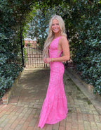 Vestido de fiesta rosa fucsia con escote en V pronunciado y encaje estilo sirena