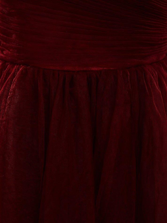 Vestido de dama de honor de tul con mangas cortas y corte en A hasta la rodilla con escote barco transparente 
