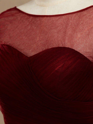 Robe de demoiselle d'honneur trapèze longueur genou en tulle, manches courtes, avec décolleté bateau transparent 