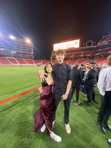 Vestido de noche ajustado con escote en V profundo y sexy Y5762