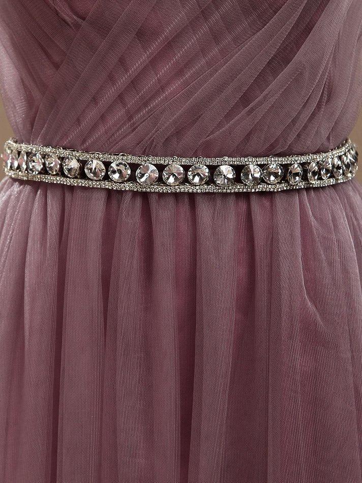 Vestido de dama de honor de tul con escote en V, largo hasta el suelo y fruncido. 