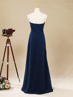 Vestido de dama de honor de gasa con corte A, sin tirantes y largo hasta el suelo, con fruncido 