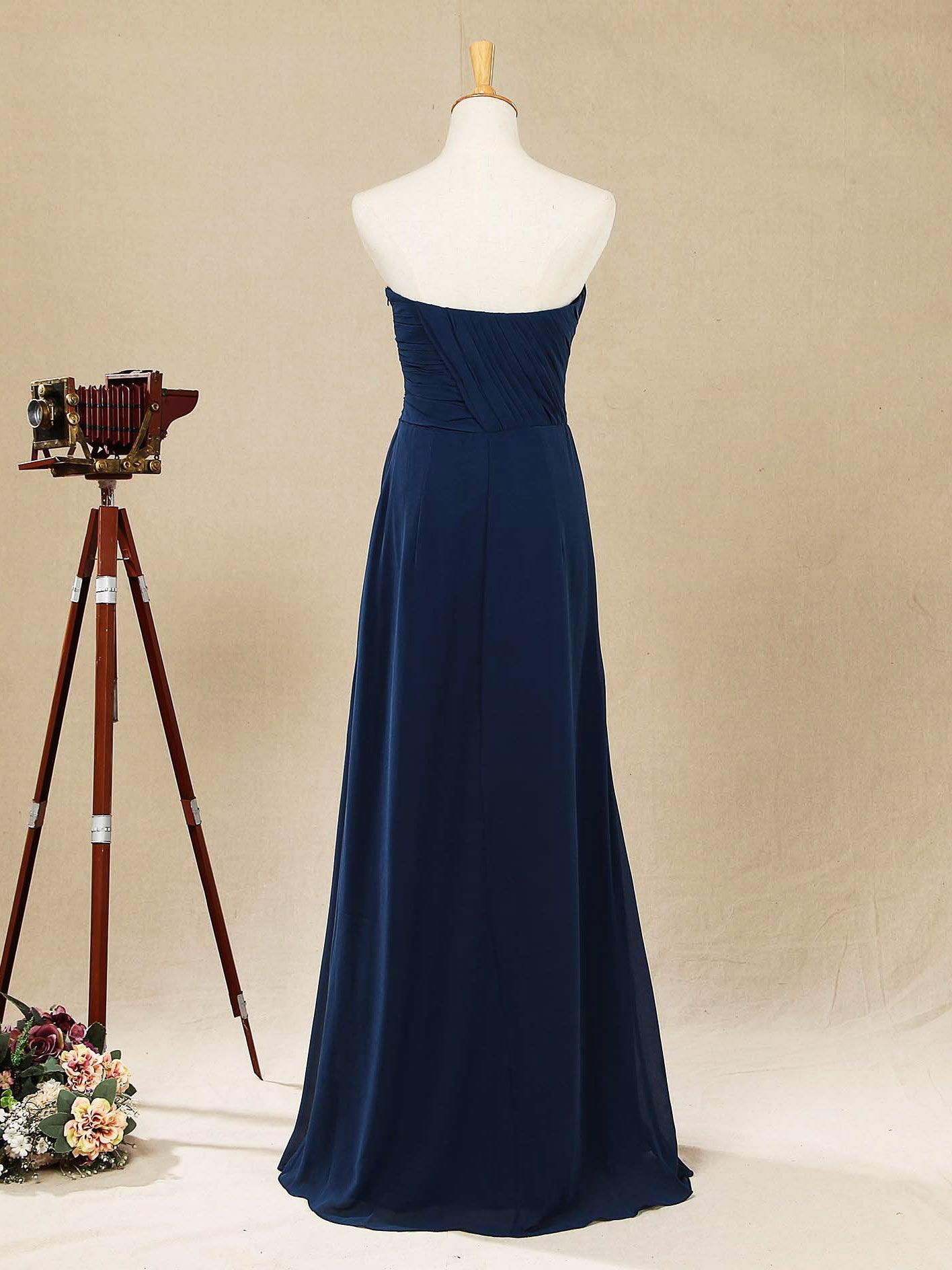 Vestido de dama de honor de gasa con corte A, sin tirantes y largo hasta el suelo, con fruncido 