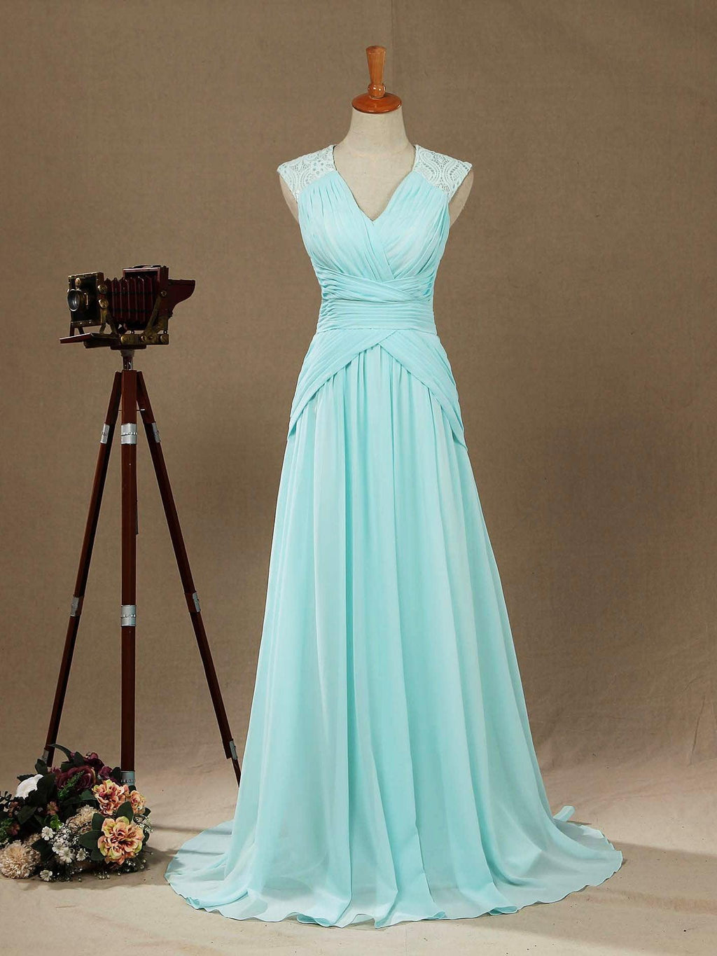 Vestido de noche formal de gasa con escote en V, largo hasta el suelo y tirantes de encaje 