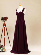 Vestido de dama de honor de gasa con tirantes finos y escote corazón 