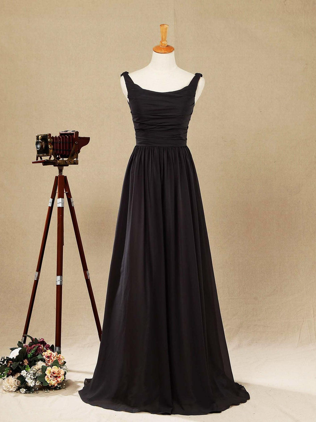 Vestido de dama de honor de gasa con escote redondo, largo hasta el suelo, espalda desbocada y pliegues fruncidos 
