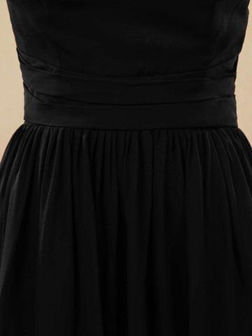 Robe de demoiselle d'honneur coupe trapèze en mousseline de soie, décolleté en V, bretelles spaghetti 