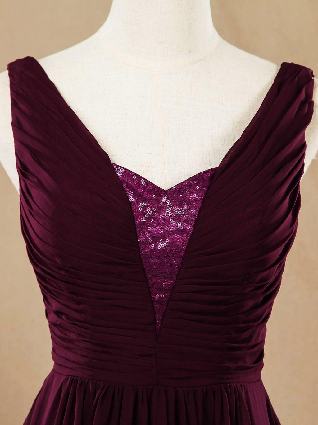 Vestido de noche de dama de honor de gasa con escote en V, tirantes en V y lentejuelas 