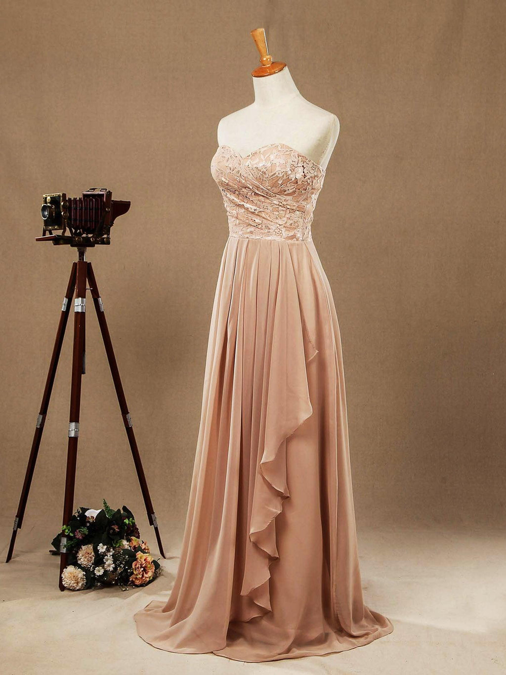 Vestidos de dama de honor de gasa con encaje, corte A, largo hasta el suelo, escote corazón, sin tirantes 