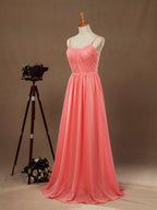Vestido de dama de honor de gasa con escote redondo, tirantes finos y fruncido, largo hasta el suelo 