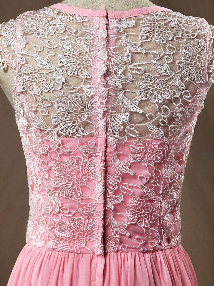 Vestido de dama de honor corte A/princesa, de gasa a juego con encaje, escote redondo y mangas cortas 