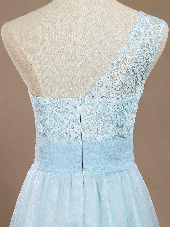 Vestido de dama de honor de gasa con encaje, corte A, un hombro, largo hasta el suelo y pliegues 