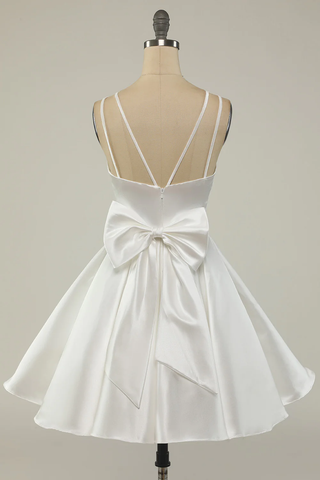 Vestido de graduación blanco satinado corte A, vestido corto blanco para fiesta de bienvenida Y1849