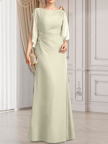 Robe fourreau/colonne longue en mousseline pour la mère de la mariée, ornée de perles plissées.