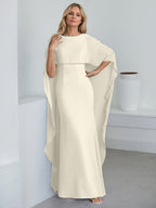Robe fourreau longue en mousseline de soie pour la mère de la mariée, ornée de volants cascade, avec décolleté arrondi. 