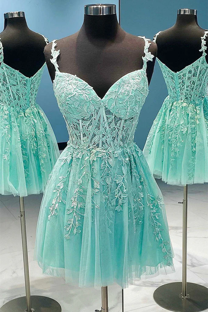 Robe de bal vert menthe à col en V et dentelle Y204