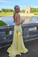 Robe de soirée sirène longue jaune sexy à col en V et dos nu Y7974
