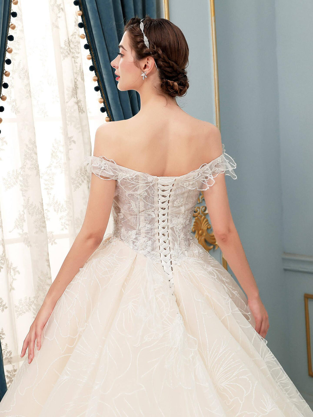 Vestidos de novia de estilo gala con cuentas, lujosos, hombros descubiertos, largo hasta el suelo, manga corta 