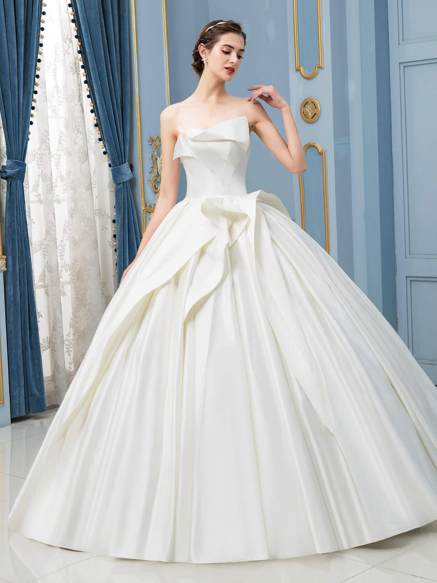 Vestidos de novia de satén con corte de baile, sin mangas y hasta el suelo 