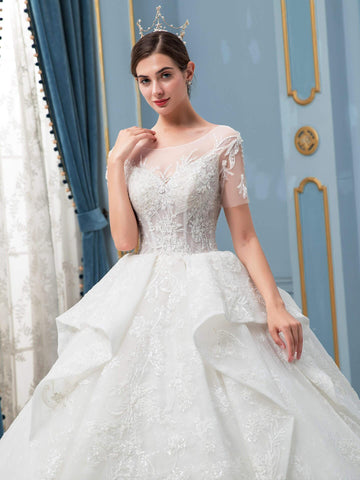 Ball Gown Wedding Dresses Handmade Beaded Luxurious Floor Length Short Sleeve With Long Train