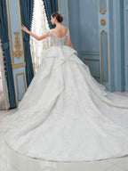 Vestidos de novia de estilo gala, hechos a mano, con cuentas, lujosos, largos hasta el suelo, manga corta y cola larga. 