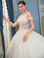 Vestidos de novia de estilo gala, hechos a mano, con cuentas, lujosos, largos hasta el suelo, hombros descubiertos y cola larga. 