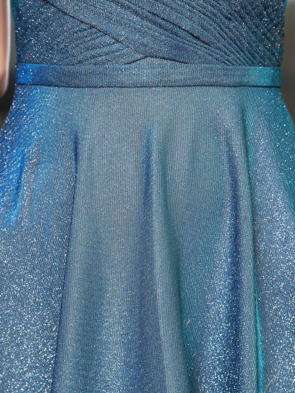 Vestidos de noche formales de corte A, con tirantes finos, sin mangas y largos hasta el suelo. 