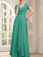 Vestido de corte A, escote corazón, largo hasta el suelo, de gasa, encaje, con cuentas y volantes en cascada para la madre de la novia.
