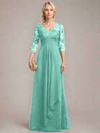 Vestido de novia de corte línea A, escote en V, largo hasta el suelo, de gasa de encaje con volantes en cascada y lentejuelas. 