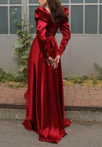 Elegante vestido de noche de satén rojo con escote cuadrado y corte en A Y7855