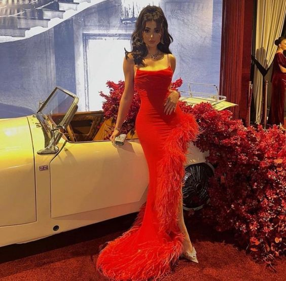 Robe de bal rouge sirène sexy à bretelles et plumes, robe de soirée longue Y7901