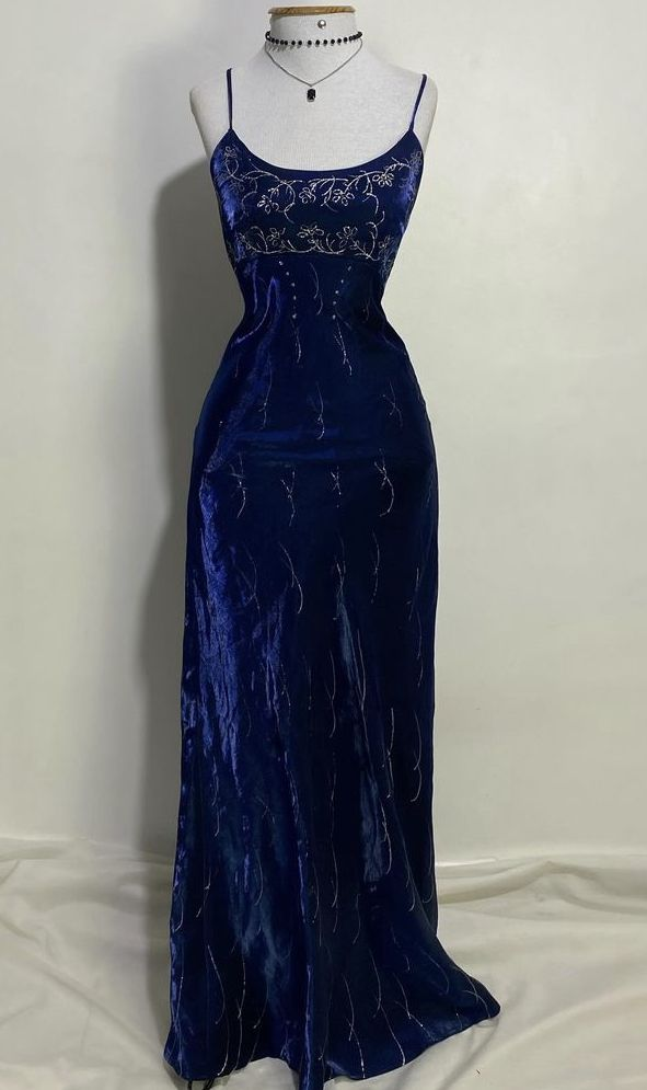 Robe de soirée/bal en velours bleu marine à fines bretelles et perles, modèle Y8411