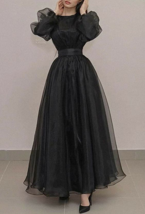Robe de soirée noire rétro à manches longues et coupe trapèze Y6742