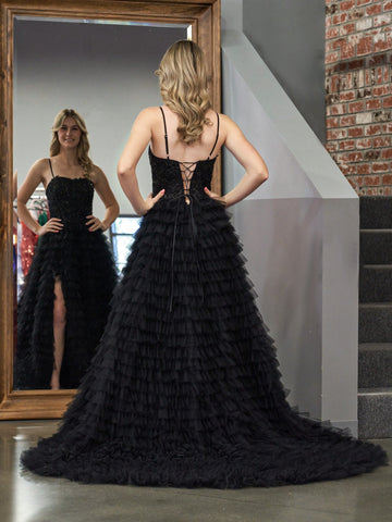 Robe de bal longue en tulle à sequins et à volants, coupe trapèze